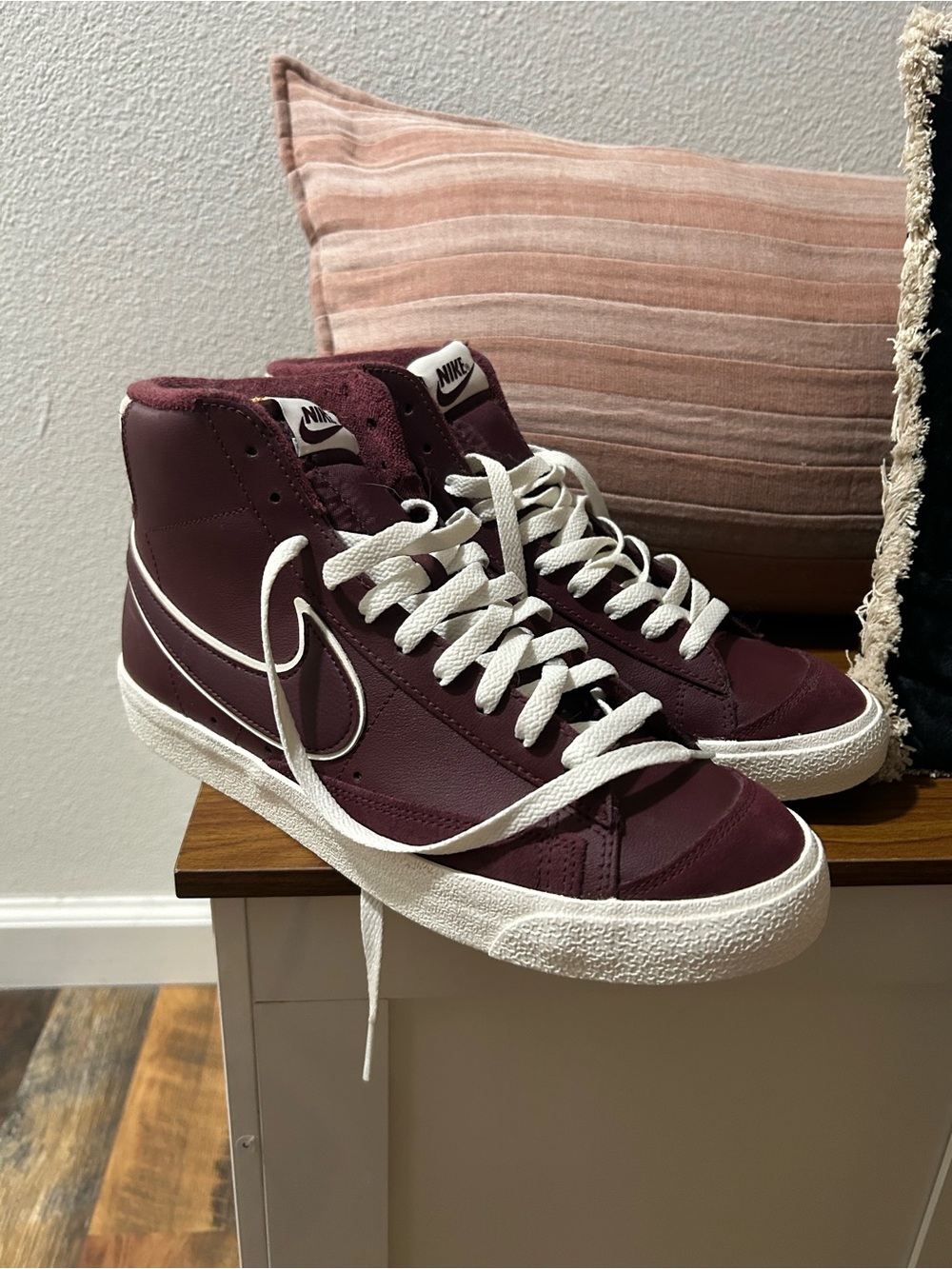 Nike Men’s Blazer Mid in Burgundy and White